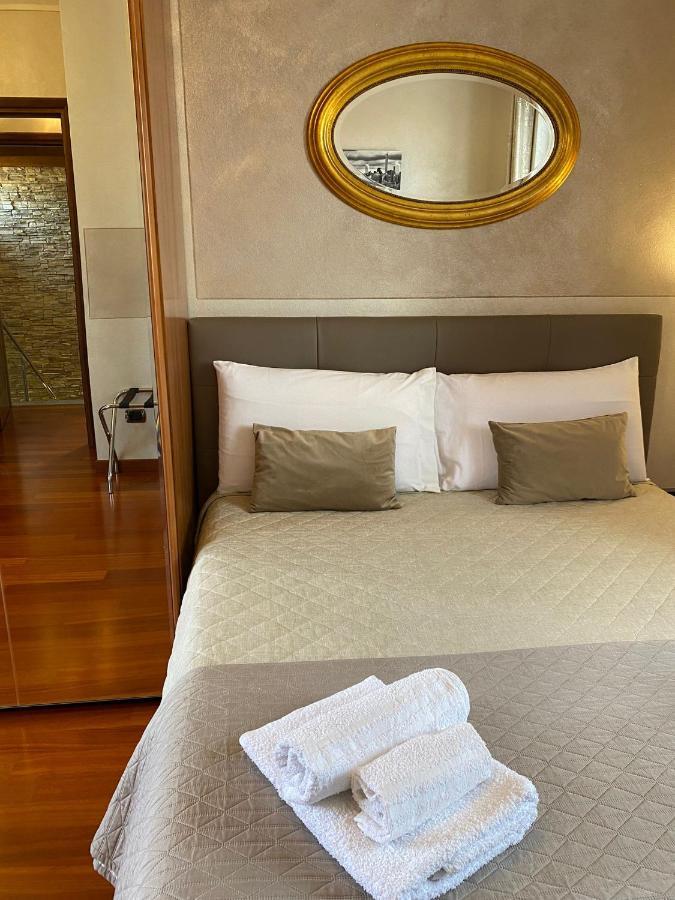 Villa Laura B&B フォッサーノ エクステリア 写真