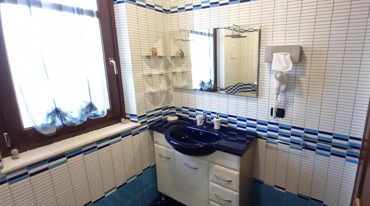 Villa Laura B&B フォッサーノ エクステリア 写真