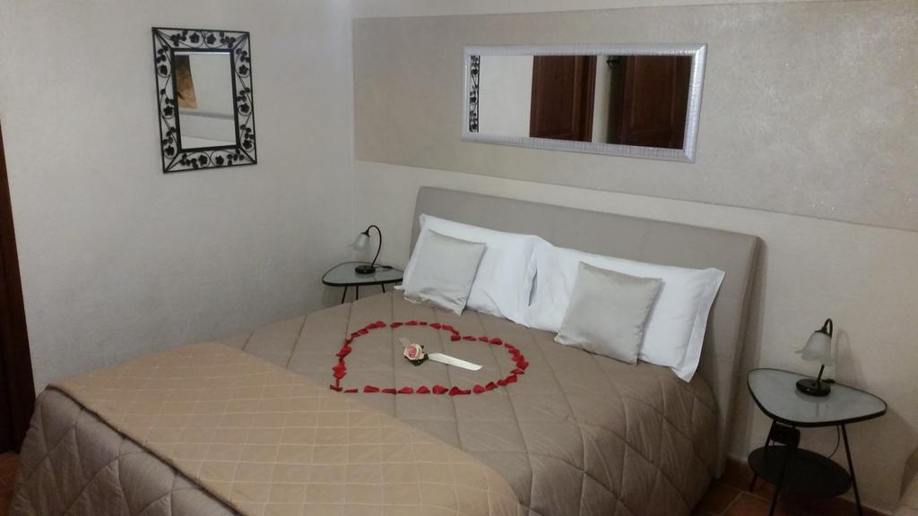 Villa Laura B&B フォッサーノ エクステリア 写真